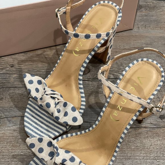 Vicenza Shoes - Vicenza striped and dotted heels- size 9
